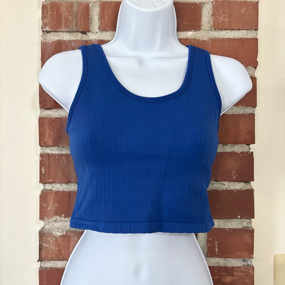 Ryka Sapphire Ribbed Crop Top
